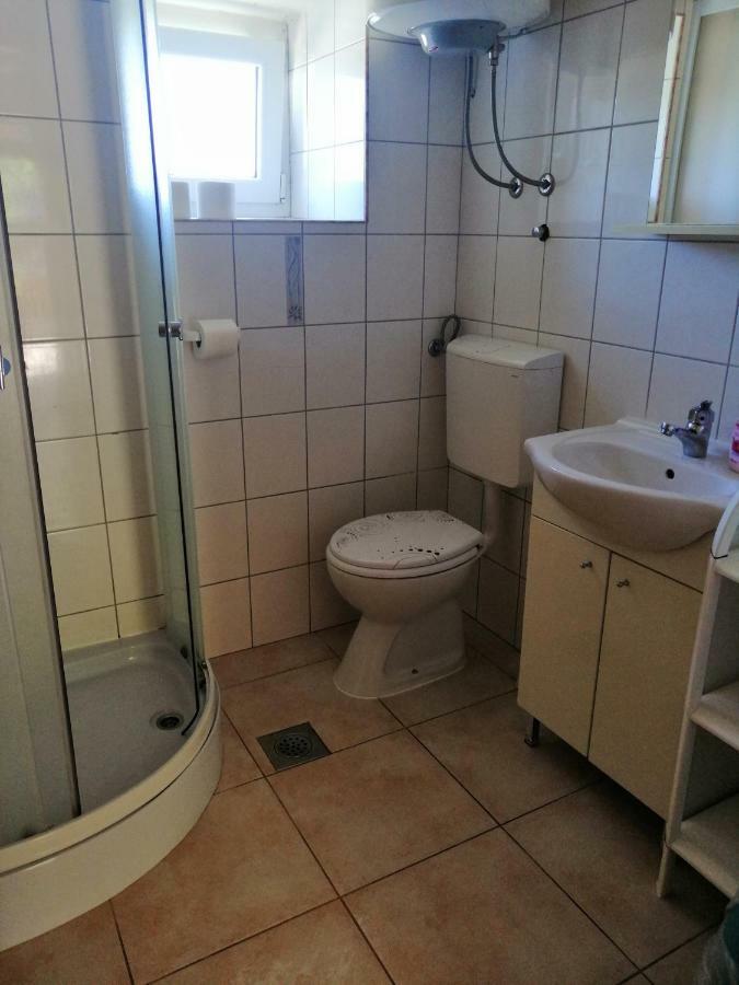 Kornić Apartments Luce מראה חיצוני תמונה